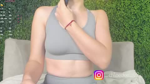 Chloe online show from September 2025 12:10:02 PM