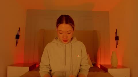 Chloe online show from February 2026 12:04:02 PM