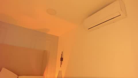 Chloe online show from March 2026 12:31:02 PM