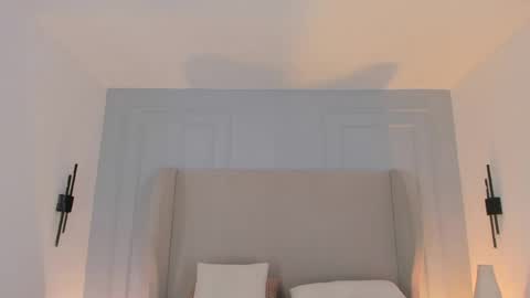 Chloe online show from March 2026 11:44:02 AM