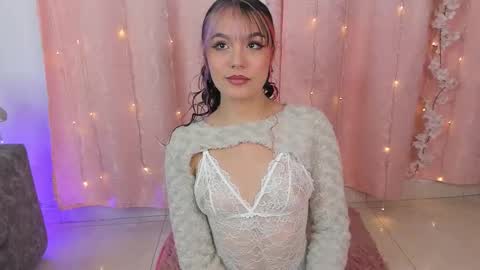 Chloe  online show from December 2025 02:31:01 AM