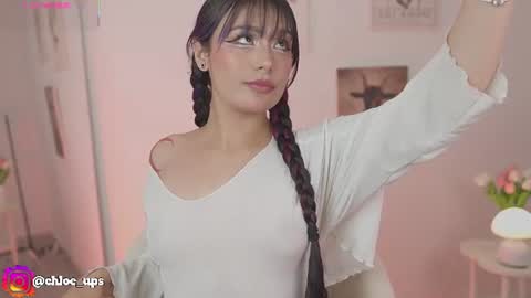 Snapshot of chloe_evans12 chatting on June 2026 05:21:01 AM Chloe online show from June 2026 05:21:01 AM