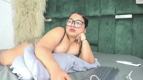 Snapshot of chloe_jackson25 chatting on July 2026 07:13:01 PM Chloe online show from July 2026 07:13:01 PM