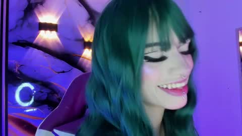 chloe_jacksonn online show from June 2026 07:37:01 PM