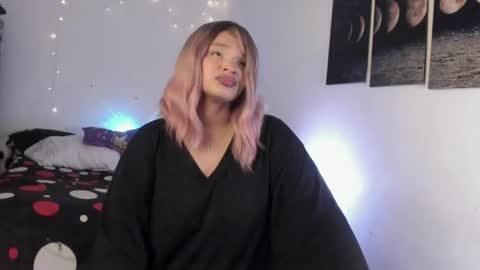 chloe_kisses online show from May 2026 11:27:01 AM