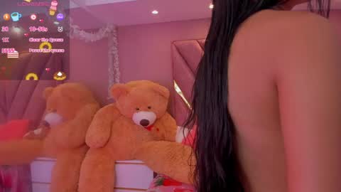 Snapshot of chloe_larson chatting on May 2026 10:55:02 AM Chloe online show from May 2026 10:55:02 AM