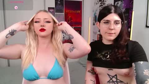 Chloe Levine online show from February 2026 04:10:02 PM