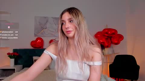 Chloe Lov GTM2 Mon Tue Thu Sat Sun 0400am - 1030m online show from February 2025 07:24:02 AM