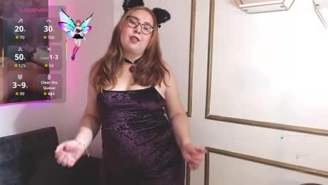 chloe_prg online show from October 2025 06:08:02 AM