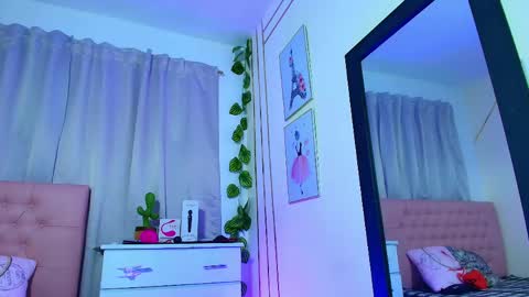 Snapshot of chloe_swarts chatting on May 2026 01:56:01 AM Lulu online show from May 2026 01:56:01 AM