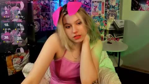 Snapshot of chloebloss0m chatting on February 2025 10:20:02 AM Boni online show from February 2025 10:20:02 AM