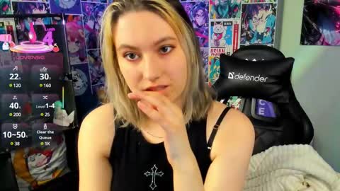 Snapshot of chloebloss0m chatting on March 2025 10:03:02 AM Boni online show from March 2025 10:03:02 AM