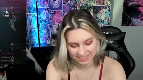 Snapshot of chloebloss0m chatting on March 2025 06:07:02 AM Boni online show from March 2025 06:07:02 AM