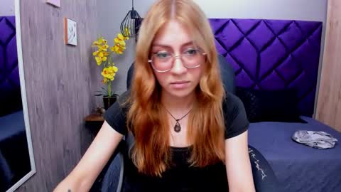 chloecampbell03 online show from September 2025 05:51:02 PM