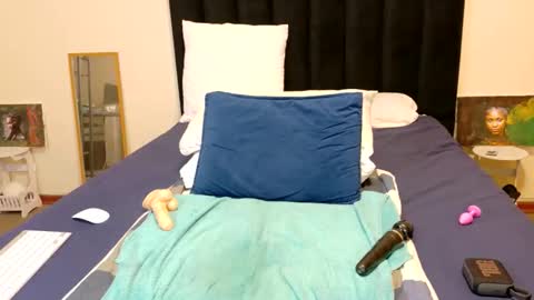 Chloe Chrome online show from February 2026 06:23:01 PM