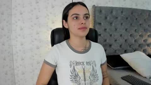  Chloe Harper  online show from July 2026 03:05:01 PM