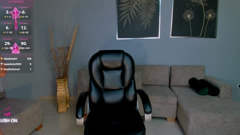 Snapshot of chloemanson chatting on December 2024 11:49:01 PM Chloe OF chloemanson online show from December 2024 11:49:01 PM