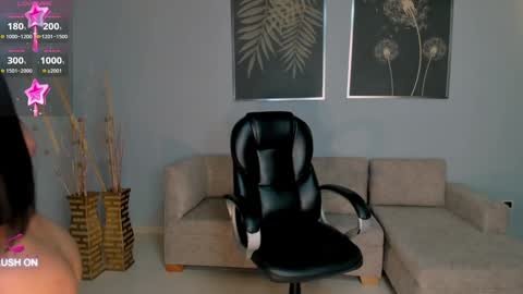 Snapshot of chloemanson chatting on January 2025 02:35:01 AM Chloe OF chloemanson online show from January 2025 02:35:01 AM