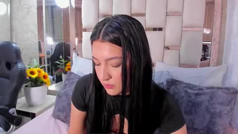 Chloe  online show from January 2026 10:46:02 PM