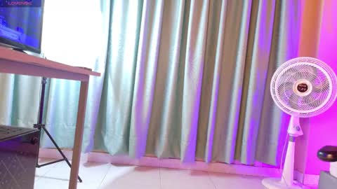 Snapshot of chloerossee chatting on November 2025 01:05:01 AM Chloe rosse online show from November 2025 01:05:01 AM