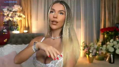 Snapshot of chloevelvetx chatting on July 2026 08:48:02 PM Chloe online show from July 2026 08:48:02 PM