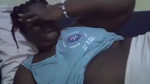 Snapshot of choclate_goddess chatting on June 2026 02:20:01 AM Paula online show from June 2026 02:20:01 AM