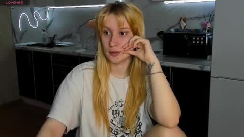 choco_meowx online show from February 2026 06:10:02 AM