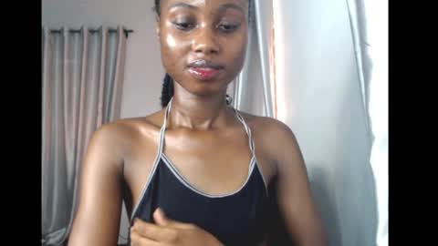 choco_petitqueen online show from March 2026 08:26:33 AM