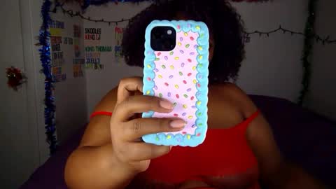 Snapshot of chocolatebunnyxx69 chatting on December 2024 11:28:02 PM Melina online show from December 2024 11:28:02 PM