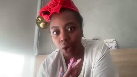 ChocolateCakeQueen online show from June 2026 01:57:02 PM