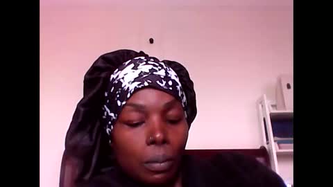 chocolatedrop_ online show from September 2025 04:41:02 PM