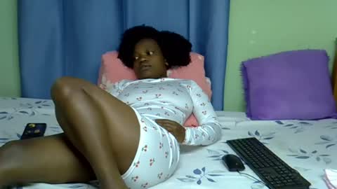 Snapshot of chocolateebonyxo chatting on June 2026 06:19:01 AM Chocolate Ebony online show from June 2026 06:19:01 AM