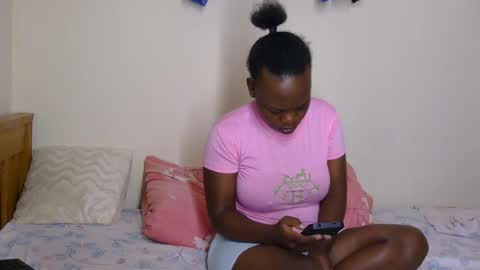 Snapshot of chocolateebonyxo chatting on August 2026 06:54:02 PM Chocolate Ebony online show from August 2026 06:54:02 PM