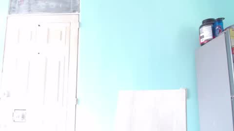 Andrew online show from December 2025 03:50:02 PM