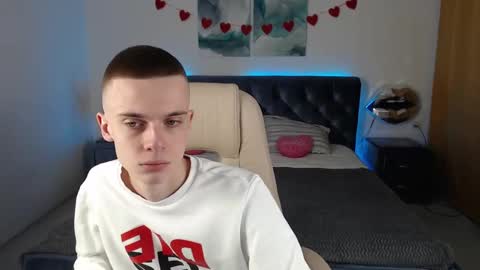   Chris Brown  online show from February 2025 06:04:02 PM