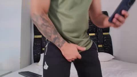 Chris B online show from November 2025 06:52:02 PM