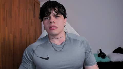 Chris Cooper Independent model online show from February 2025 02:47:02 AM