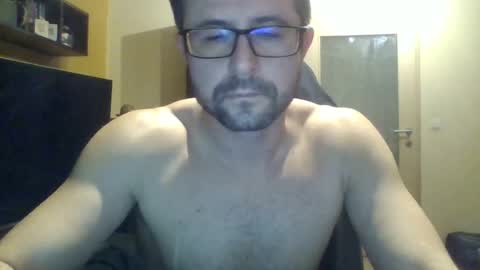 chris_cum4u online show from December 2024 06:33:01 PM