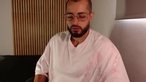 cris         Twitter magnum101010 insta magnumc20 online show from October 2025 03:08:01 PM