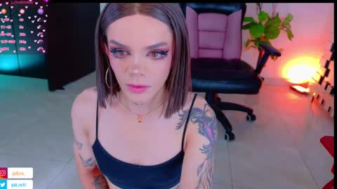 juli   Instagram july rv17 - Twitter juli rv17     online show from February 2025 12:47:02 PM