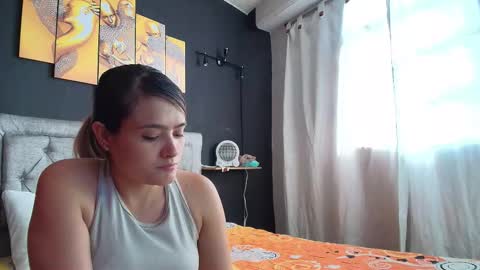 Yarixa online show from October 2025 09:02:01 PM