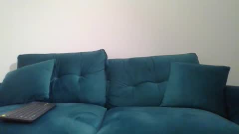 Snapshot of chrisaron chatting on November 2025 04:07:02 AM chrisaron online show from November 2025 04:07:02 AM