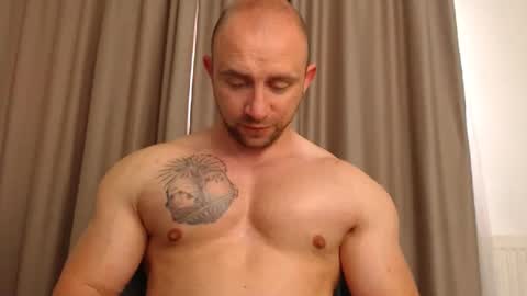 chrisbigbiceps online show from May 2026 03:30:02 PM