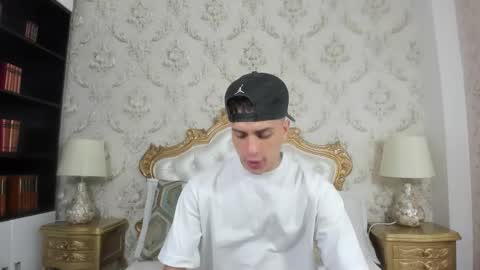 Chris online show from December 2025 07:30:02 PM