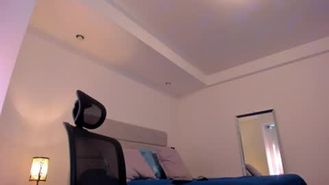 chrismorgan24 online show from April 2026 09:39:33 PM