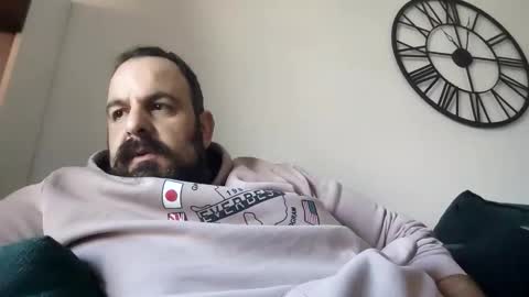 chris  ole online show from December 2025 09:03:01 AM