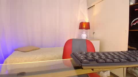 Snapshot of chriss_ath chatting on February 2026 01:21:01 PM chriss online show from February 2026 01:21:01 PM