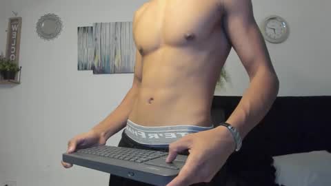 Snapshot of chriss_johnson chatting on December 2025 11:48:01 AM chriss_johnson online show from December 2025 11:48:01 AM