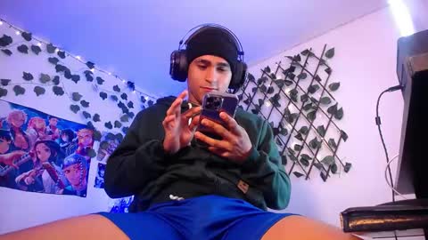 Christian Wang online show from February 2025 06:30:02 PM