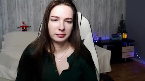 Snapshot of chrisssstaylor chatting on December 2024 09:39:02 AM Christi online show from December 2024 09:39:02 AM